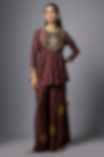 Brown Slub Silk Bandhani Printed Co-Ord Set by SHRADDHA RAMBHIA at Pernia's Pop Up Shop