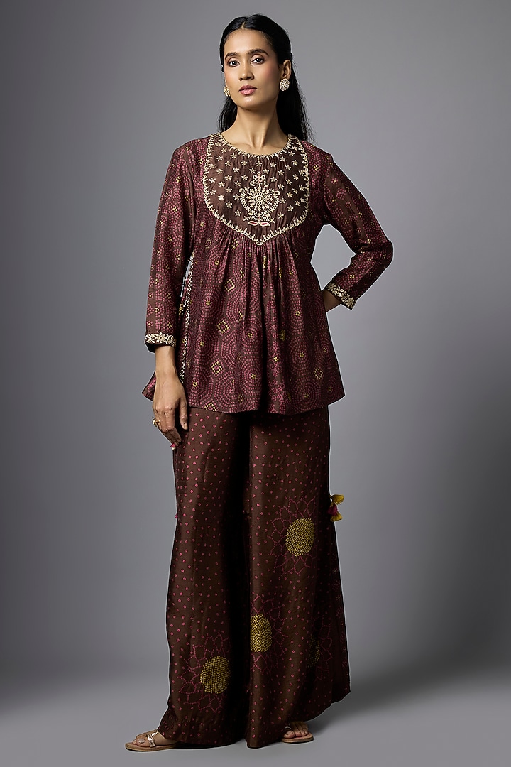 Brown Slub Silk Bandhani Printed Co-Ord Set by SHRADDHA RAMBHIA at Pernia's Pop Up Shop
