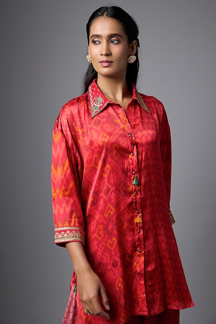 Red Gajji Patola Printed Co-Ord Set by SHRADDHA RAMBHIA at Pernia's Pop Up Shop