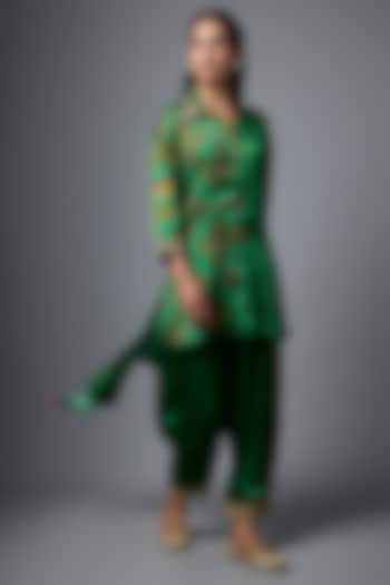 Bottle Green Gajji Patola Printed Co-Ord Set by SHRADDHA RAMBHIA at Pernia's Pop Up Shop
