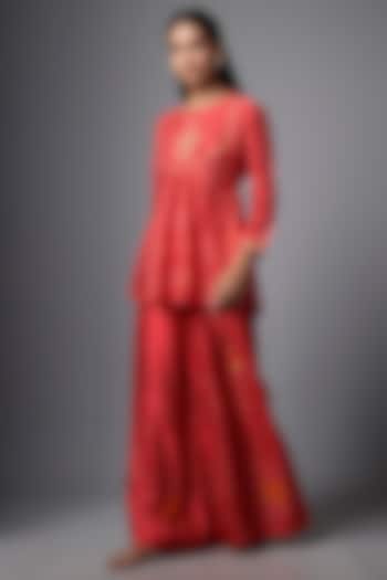 Red Slub Silk Bandhani Printed Co-Ord Set by SHRADDHA RAMBHIA at Pernia's Pop Up Shop