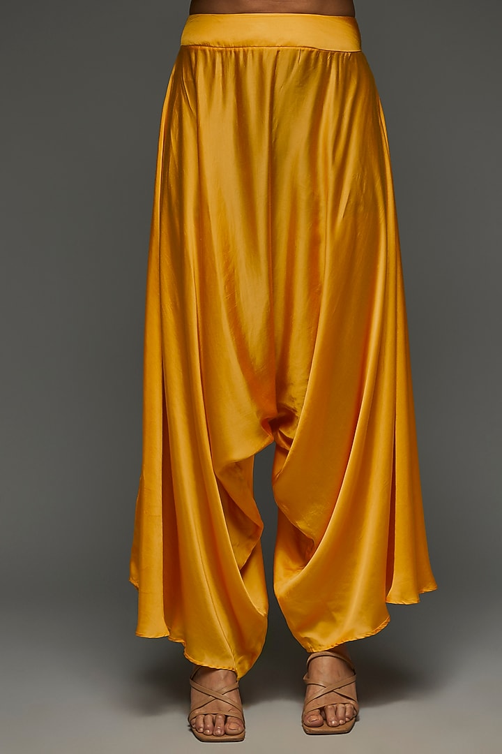 Yellow Crepe Embellished Printed Kaftan Set by Shreya J at Pernia's Pop Up Shop