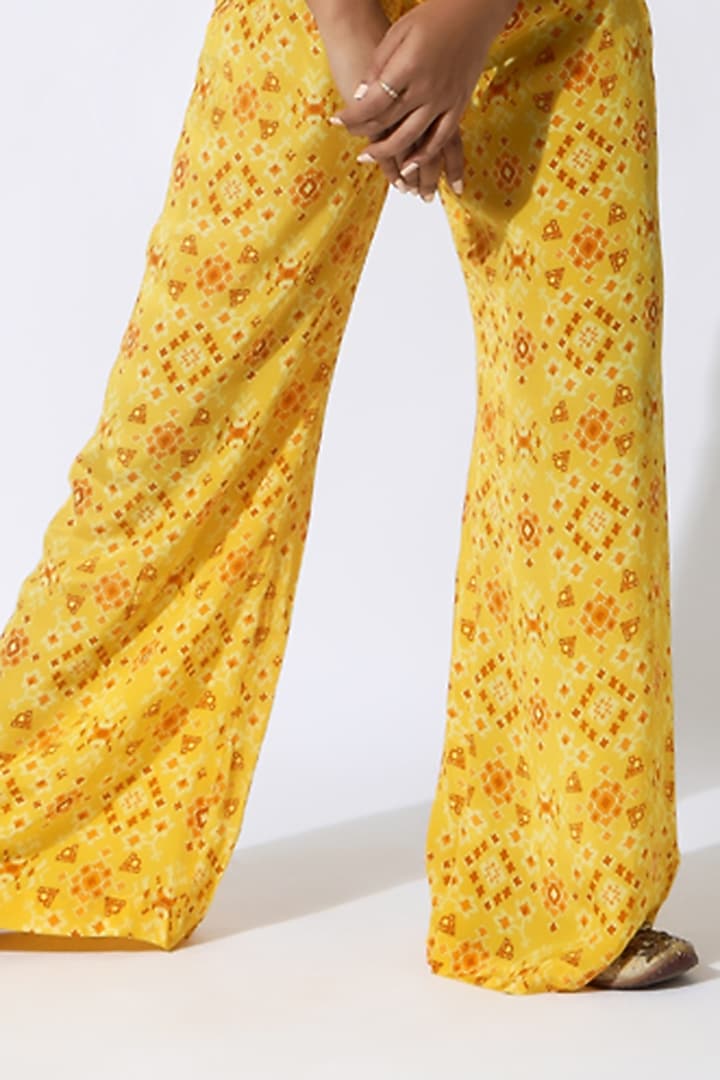 Yellow Crepe Printed Co-Ord Set by Shreya J at Pernia's Pop Up Shop