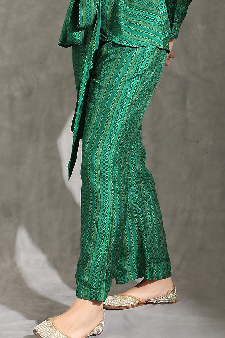Green Dupion Silk Dhari Printed Co-Ord Set by Shreya J at Pernia's Pop Up Shop