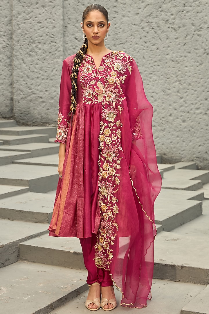 Magenta Chanderi 3D Floral Hand Embroidered Kurta Set by SHREEKA at Pernia's Pop Up Shop