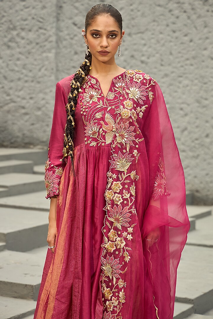 Magenta Chanderi 3D Floral Hand Embroidered Kurta Set by SHREEKA at Pernia's Pop Up Shop
