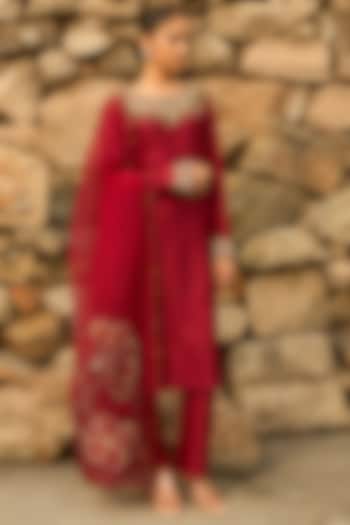 Deep Red Chanderi Hand Embroidered Kurta Set by SHREEKA at Pernia's Pop Up Shop