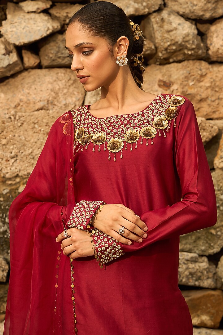 Deep Red Chanderi Hand Embroidered Kurta Set by SHREEKA at Pernia's Pop Up Shop