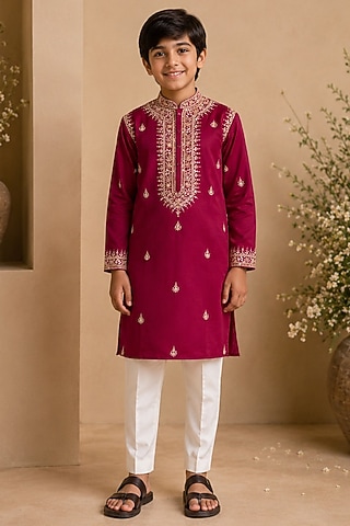 Fuchsia Pink Swiss Silk Mirror & Sequin Embroidered Kurta Set For Boys by Shreyansh Designs Kids