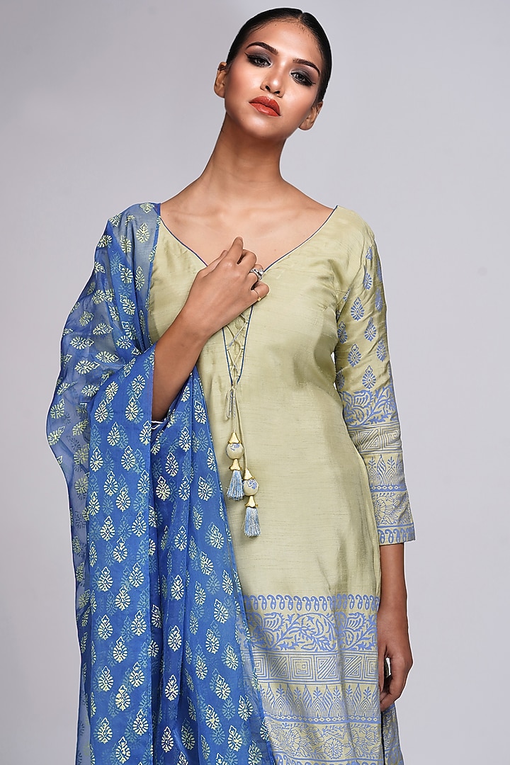 Seaweed Raw Silk Hand Block Printed Kurta Set by Shruti S at Pernia's Pop Up Shop