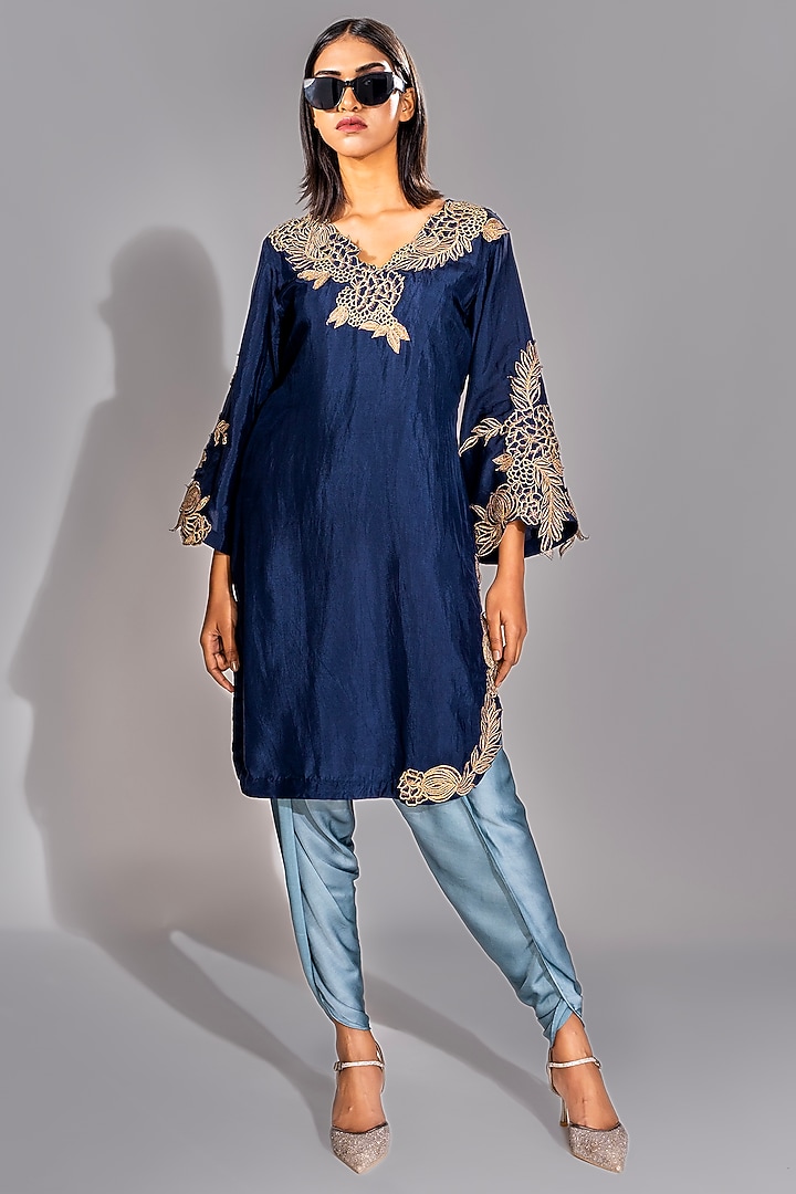 Navy Blue Silk Zari Embroidered Kaftan Set by Shruti S at Pernia's Pop Up Shop
