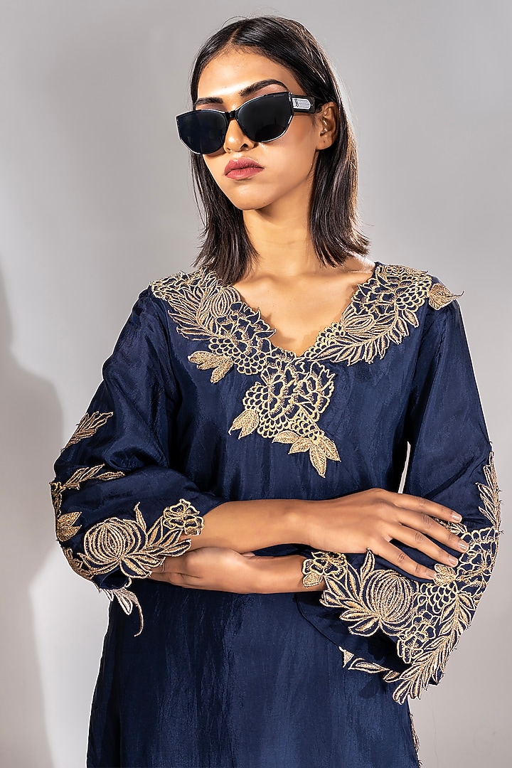 Navy Blue Silk Zari Embroidered Kaftan Set by Shruti S at Pernia's Pop Up Shop