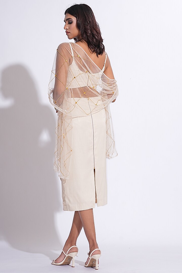 Off-White Satin Embroidered Pencil Skirt Set by Shruti S at Pernia's Pop Up Shop