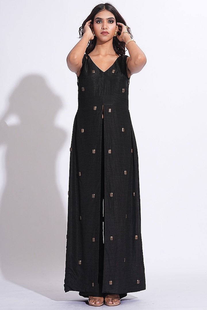 Black Raw Silk Co-Ord Set by Shruti S at Pernia's Pop Up Shop