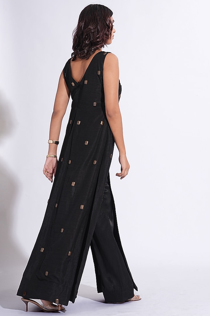 Black Raw Silk Co-Ord Set by Shruti S at Pernia's Pop Up Shop