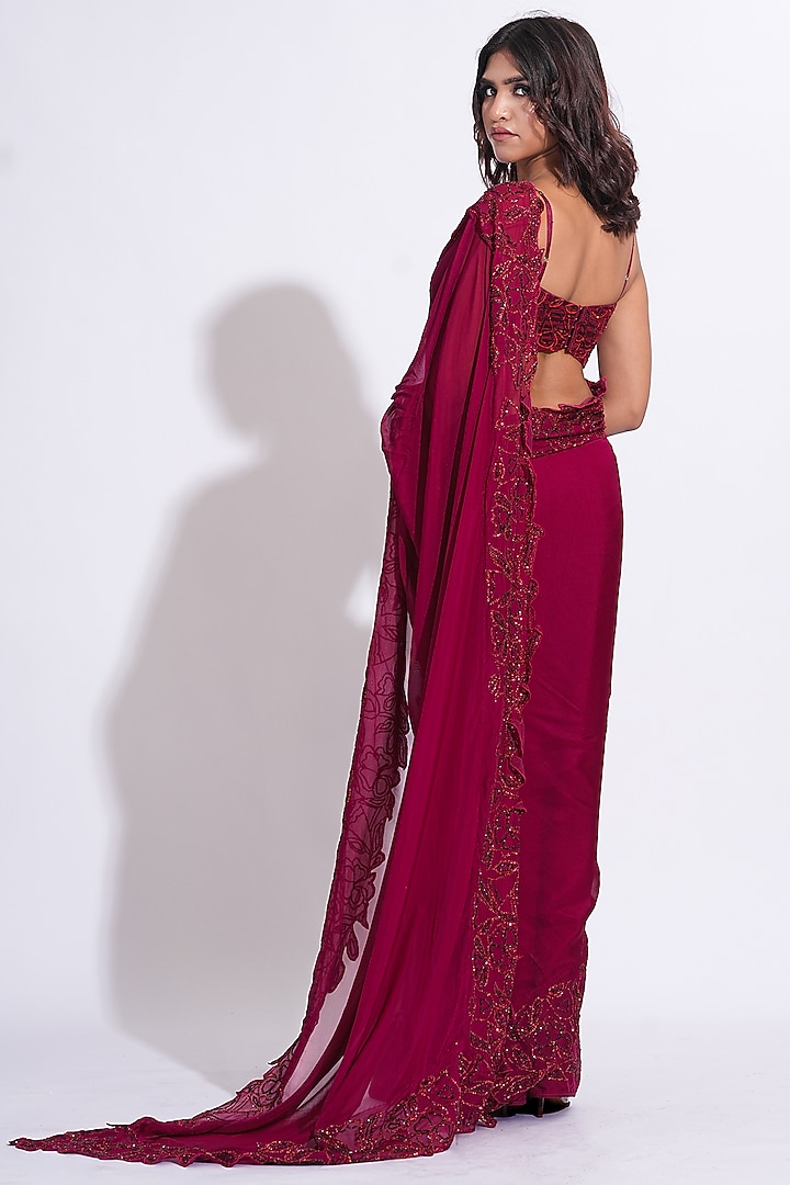 Maroon Organza Embroidered Wedding Saree Set by Shruti S at Pernia's Pop Up Shop