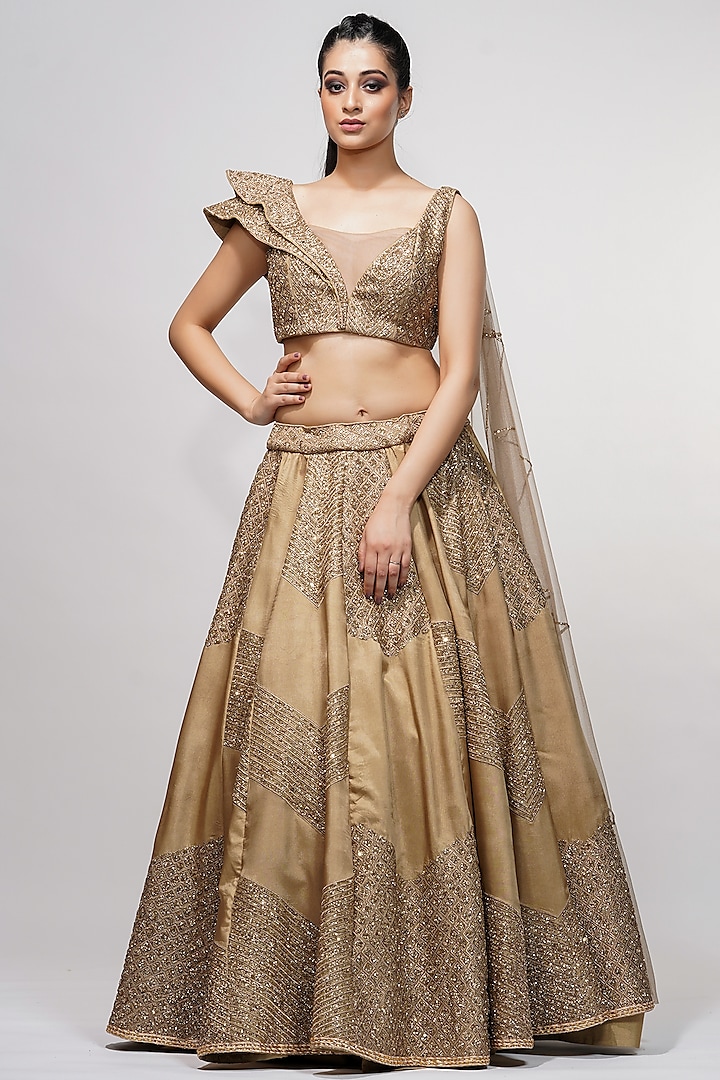 Shruti lehenga store