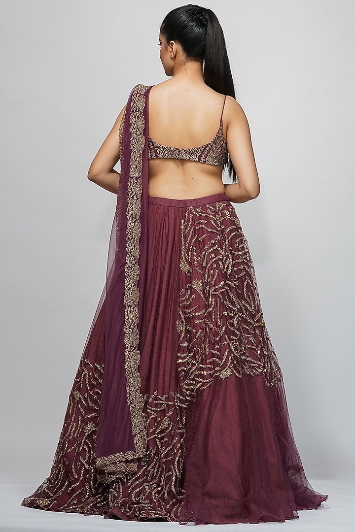 Wine High-Waisted Wedding Lehenga Set by Shruti S at Pernia's Pop Up Shop