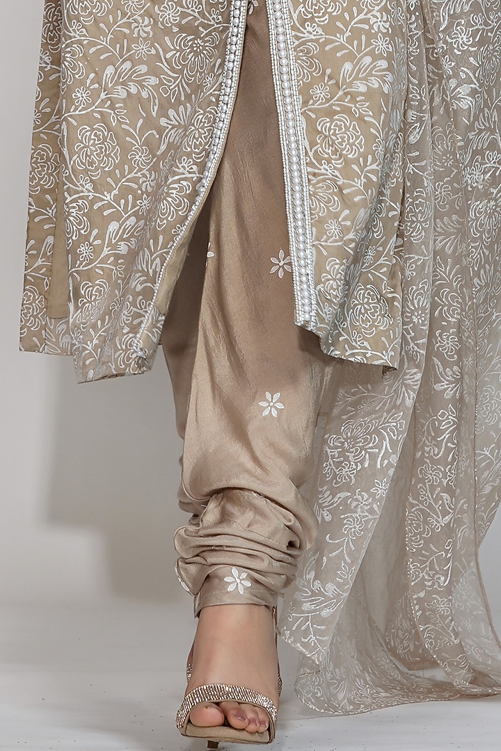 Nude Silk Embroidered Kurta Set by Shruti S at Pernia's Pop Up Shop