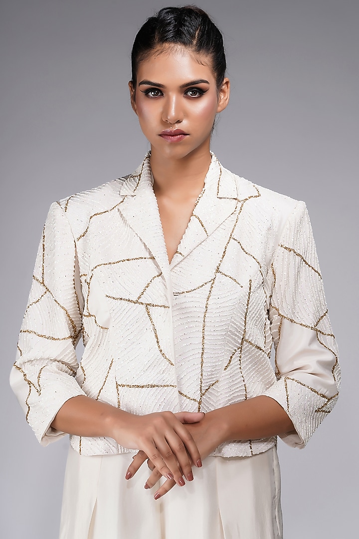 Off-White Silk Embroidered Co-Ord Set by Shruti S at Pernia's Pop Up Shop