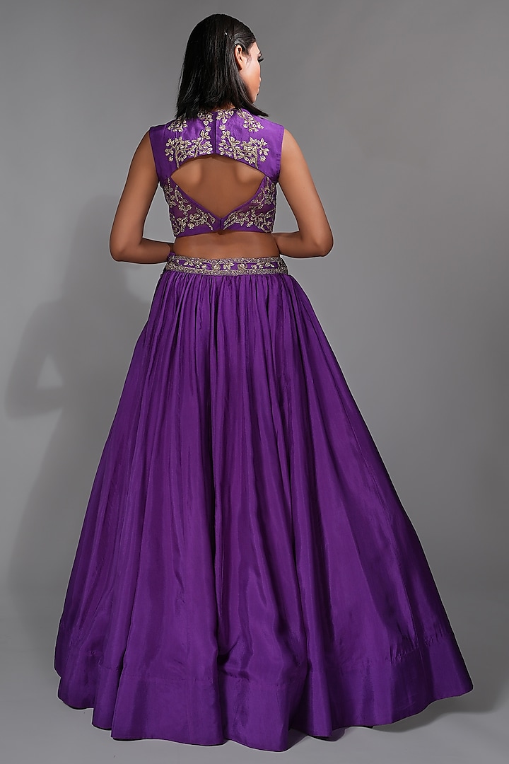 Purple Silk Wedding Lehenga Set by Shruti S at Pernia's Pop Up Shop