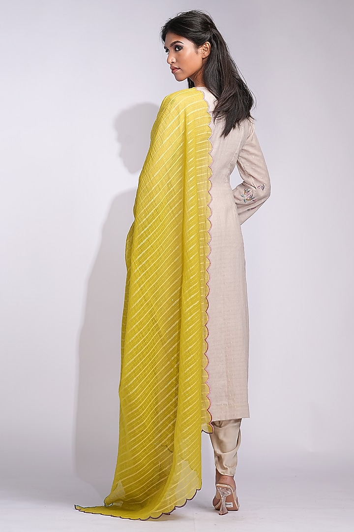 Beige Cotton Hand Embroidered Kurta Set by Shruti S at Pernia's Pop Up Shop