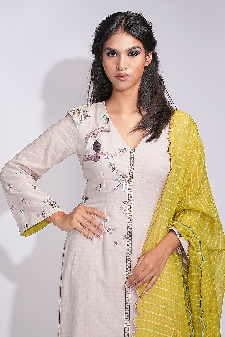 Beige Cotton Hand Embroidered Kurta Set by Shruti S at Pernia's Pop Up Shop