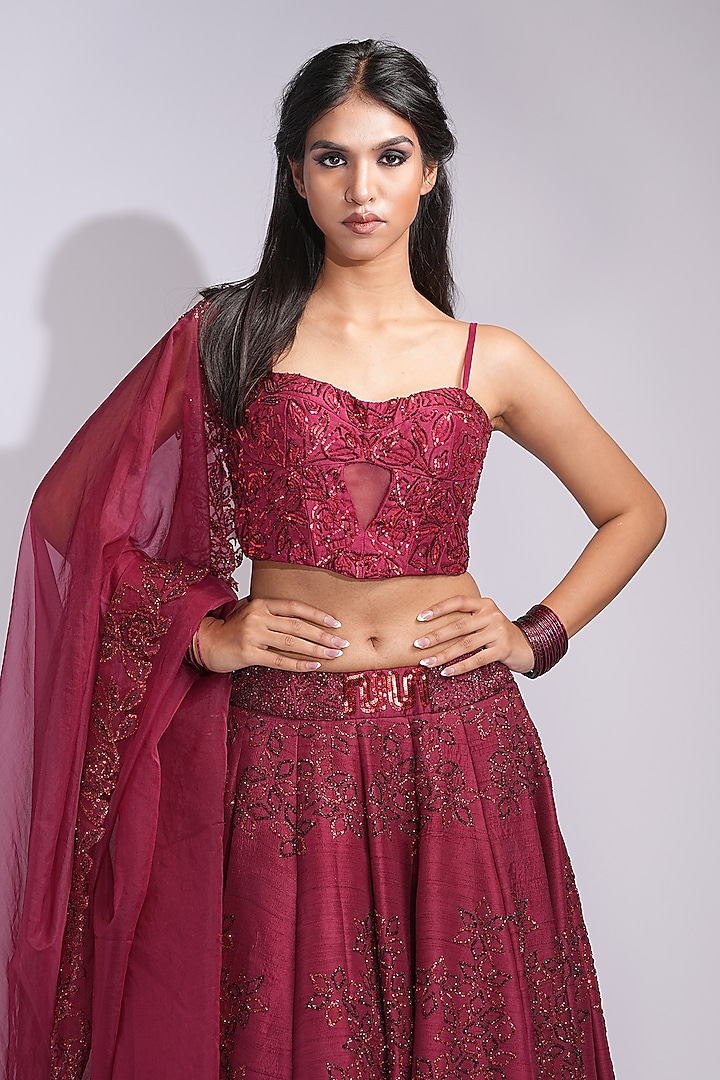Red Raw Silk Upcycled Embroidered Wedding Lehenga Set by Shruti S at Pernia's Pop Up Shop