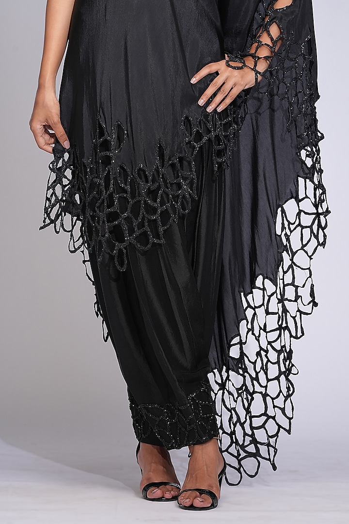 Black Silk Cutwork Embroidered Kurta Set by Shruti S at Pernia's Pop Up Shop