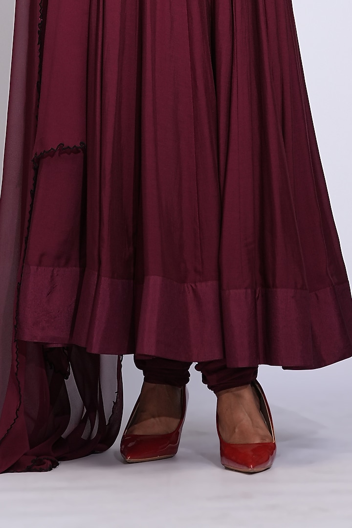 Burgundy Maroon Mul Cotton Thread Embroidered Wedding Anarkali Set by Shruti S at Pernia's Pop Up Shop