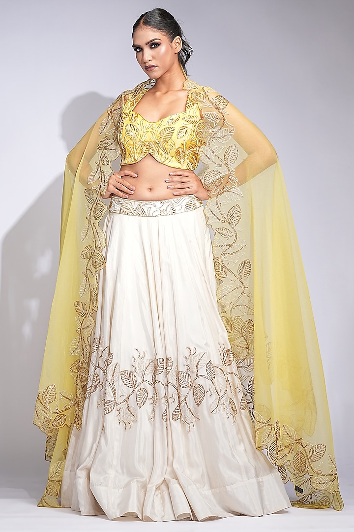 Off-White Silk Hand Embroidered Wedding Lehenga Set by Shruti S at Pernia's Pop Up Shop