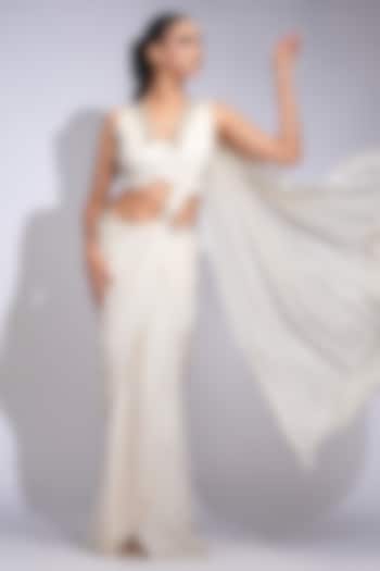 Off-White Crepe Embellished Pre-Stitched Wedding Saree Set by Shruti S at Pernia's Pop Up Shop