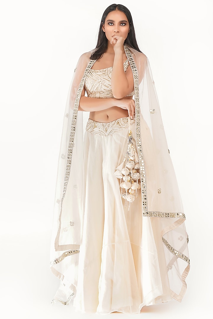 Off White Embroidered Wedding Lehenga Set by Shruti S at Pernia's Pop Up Shop