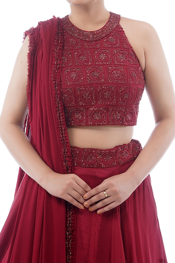 Red Embroidered Wedding Lehenga Set by Shruti S at Pernia's Pop Up Shop
