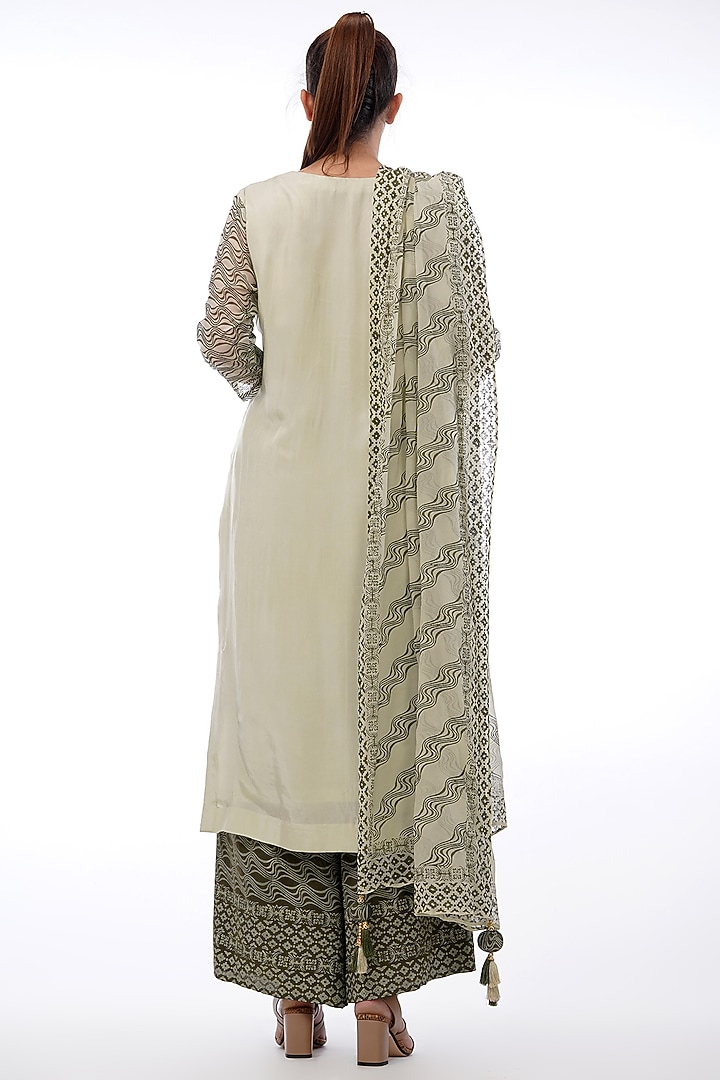 Olive Green Block Printed Kurta Set by Shruti S at Pernia's Pop Up Shop
