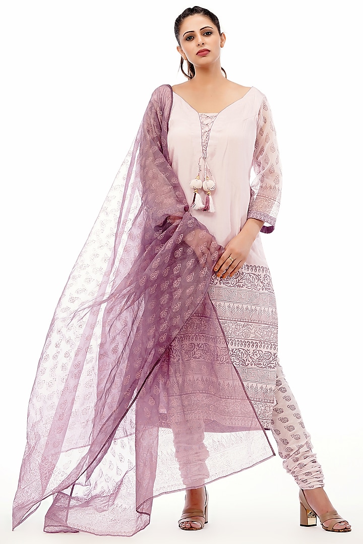 Wine Hand Block Printed Kurta Set by Shruti S at Pernia's Pop Up Shop