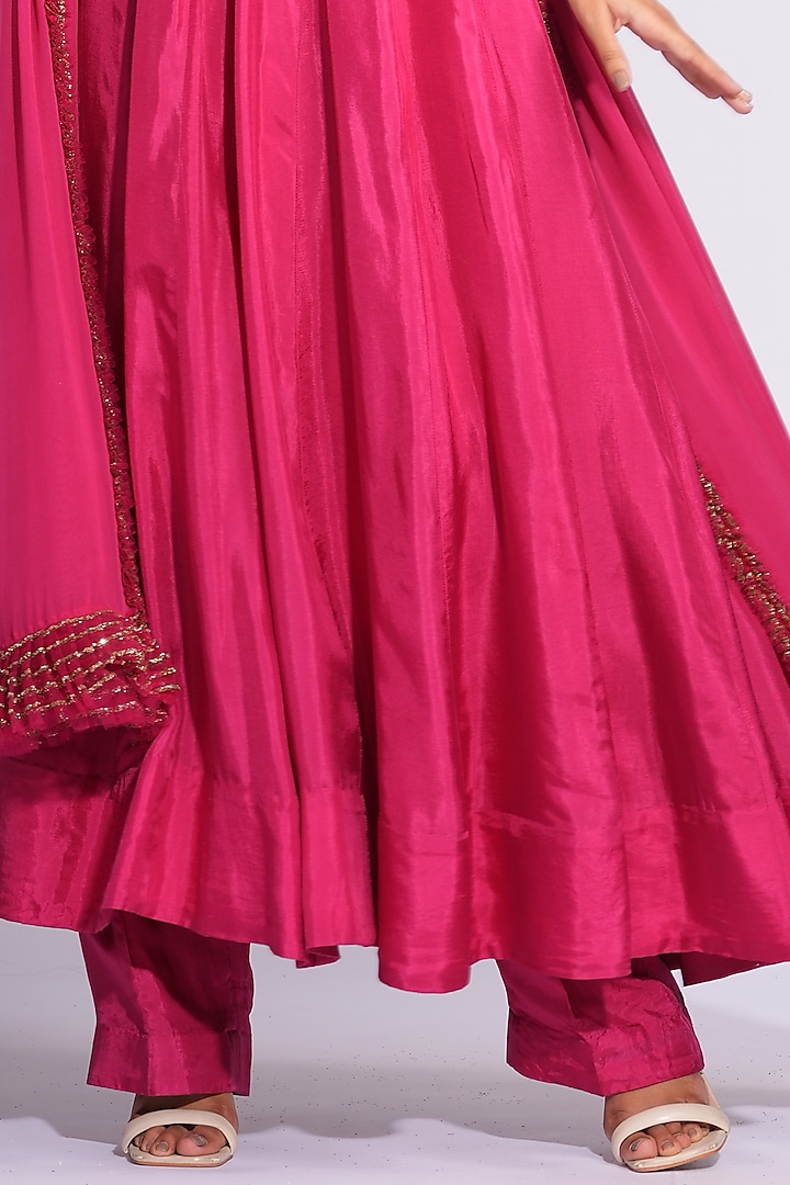 Rose Pink Zari & Dori Embroidered Wedding Anarkali Set by Shruti S at Pernia's Pop Up Shop