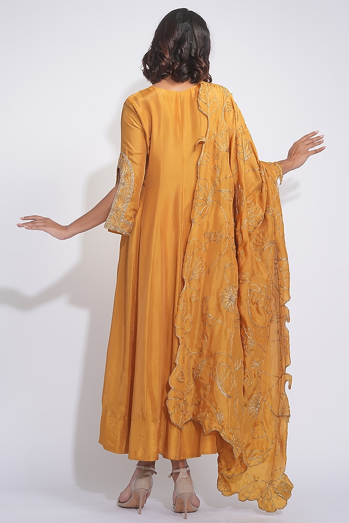 Mustard Silk Embroidered Kalidaar Wedding Anarkali Set by Shruti S at Pernia's Pop Up Shop