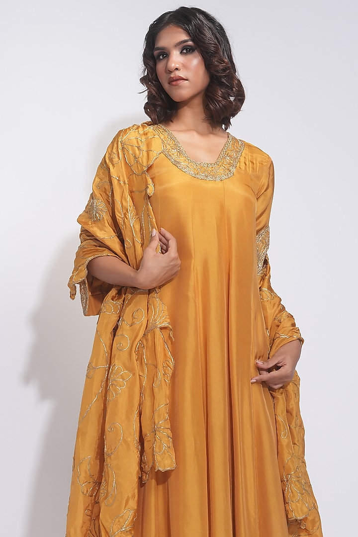 Mustard Silk Embroidered Kalidaar Wedding Anarkali Set by Shruti S at Pernia's Pop Up Shop