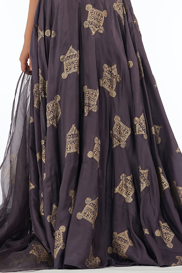 Smoked Purple Hand Painted Wedding Lehenga Set by Shruti S at Pernia's Pop Up Shop