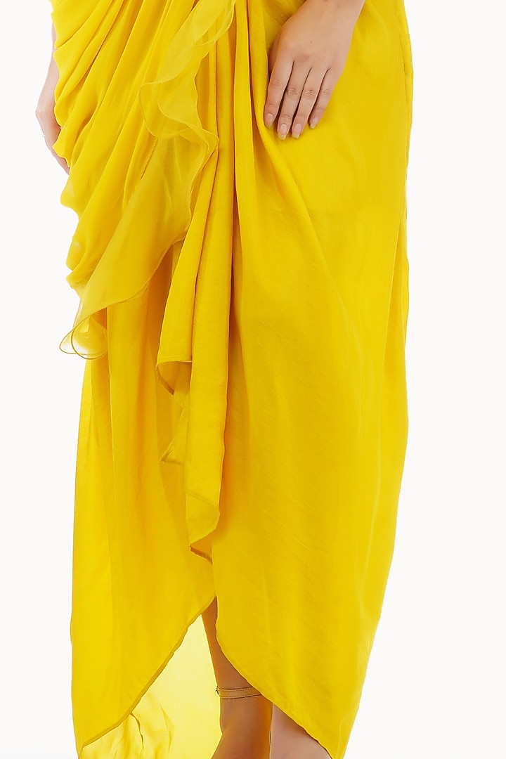 Yellow Draped Dhoti Set by Shruti S at Pernia's Pop Up Shop