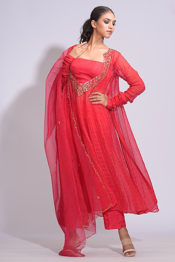 Tomato Red Soft Organza Zari Embroidered Anarkali Set by Shruti S at Pernia's Pop Up Shop