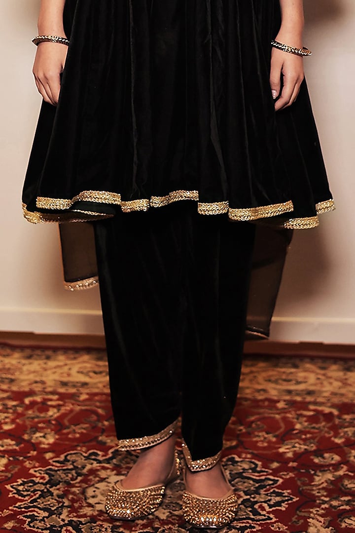 Black Velvet Anarkali Set by Shrutkirti at Pernia's Pop Up Shop