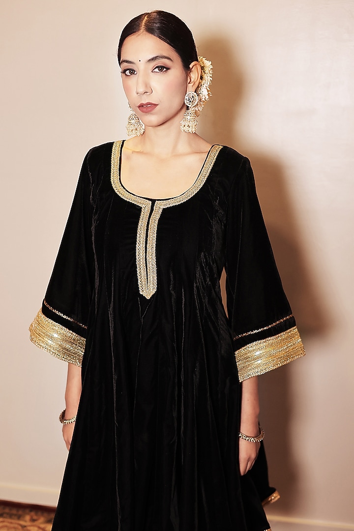 Black Velvet Anarkali Set by Shrutkirti at Pernia's Pop Up Shop