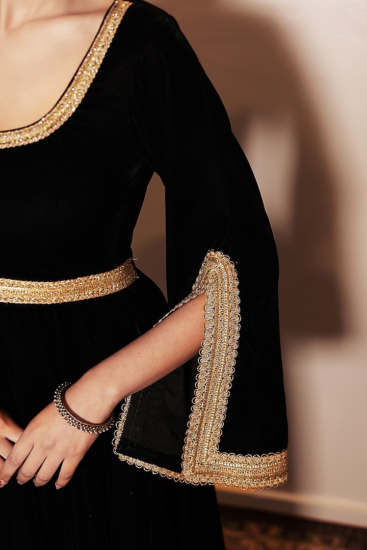 Black Velvet Anarkali Set by Shrutkirti at Pernia's Pop Up Shop