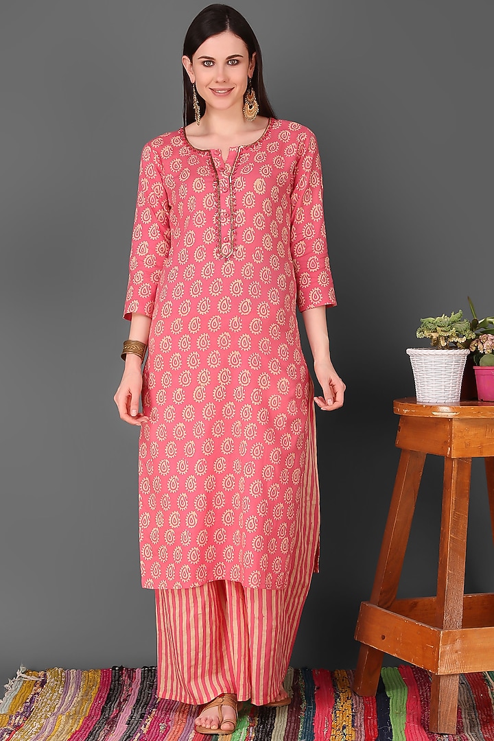 Indian Red Printed Handcrafted Kurta Set by Shrutkirti at Pernia's Pop Up Shop