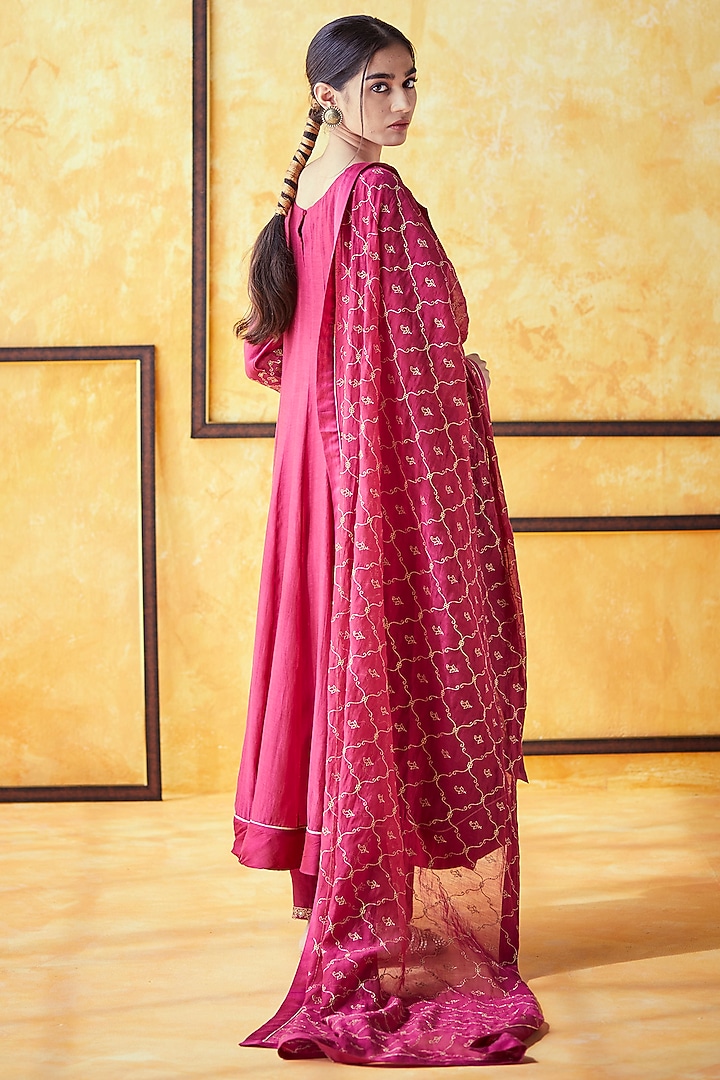 Fuchsia Embroidered Anarkali Set by Shrutkirti at Pernia's Pop Up Shop