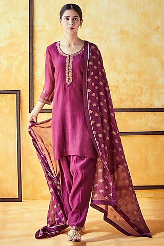Plum Embroidered Kurta Set by Shrutkirti