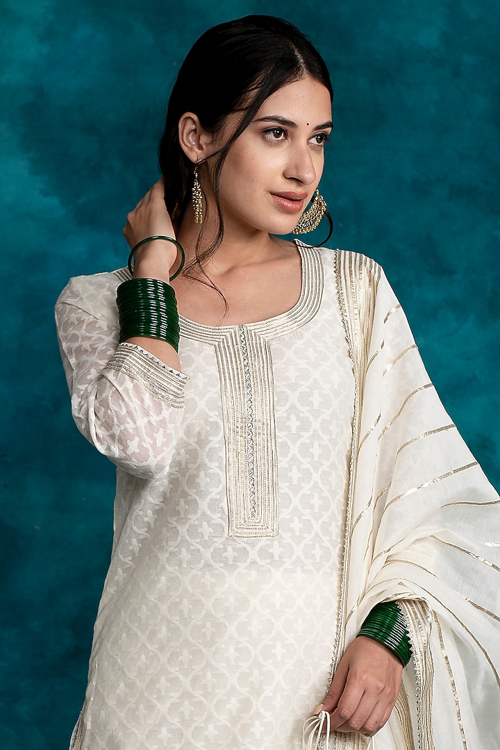 Ivory Pure Chanderi Kurta Set by Shrutkirti at Pernia's Pop Up Shop