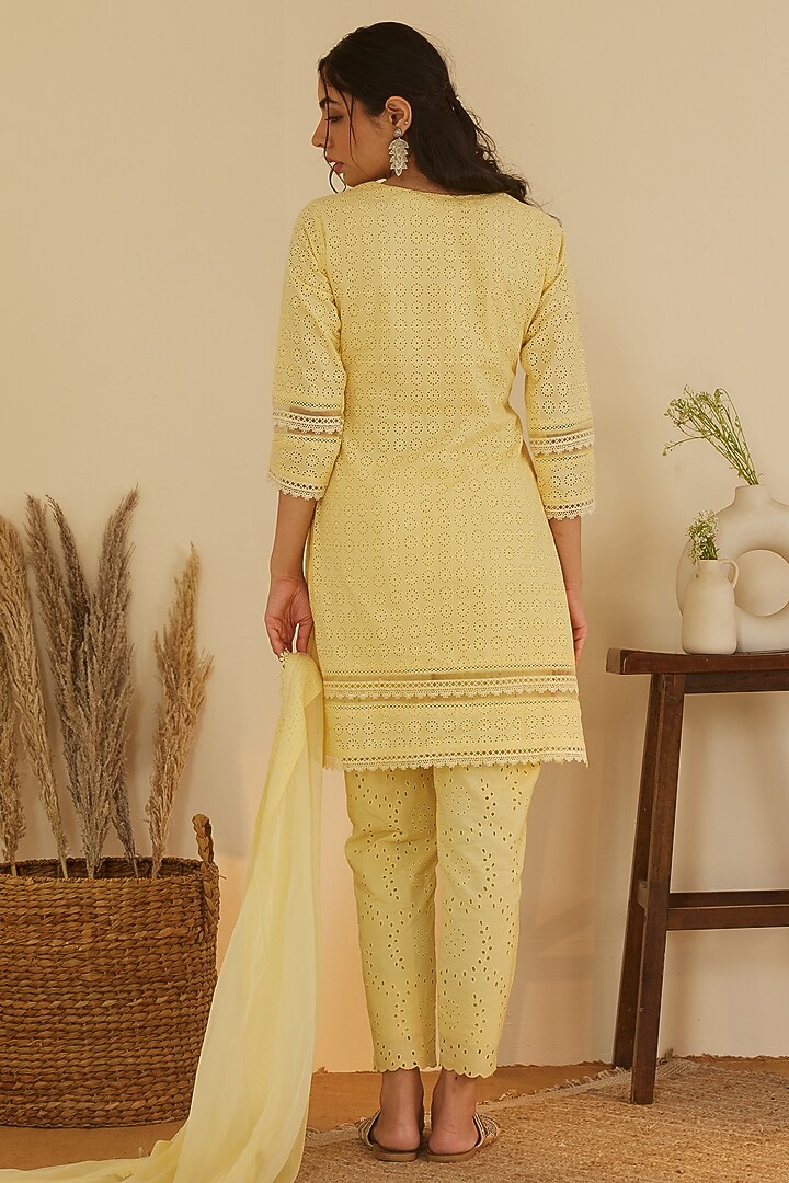 Yellow Pure Cotton Kurta Set by Shrutkirti at Pernia's Pop Up Shop
